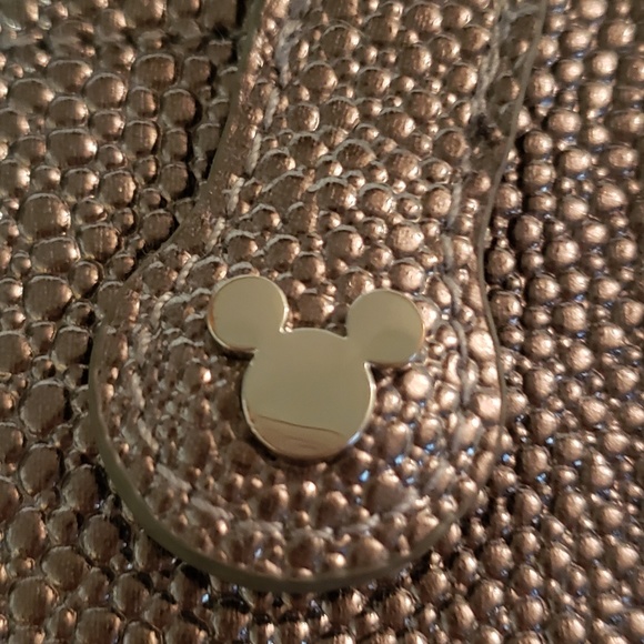 Authentic Disney ticket/pass/card holder - Picture 6 of 6